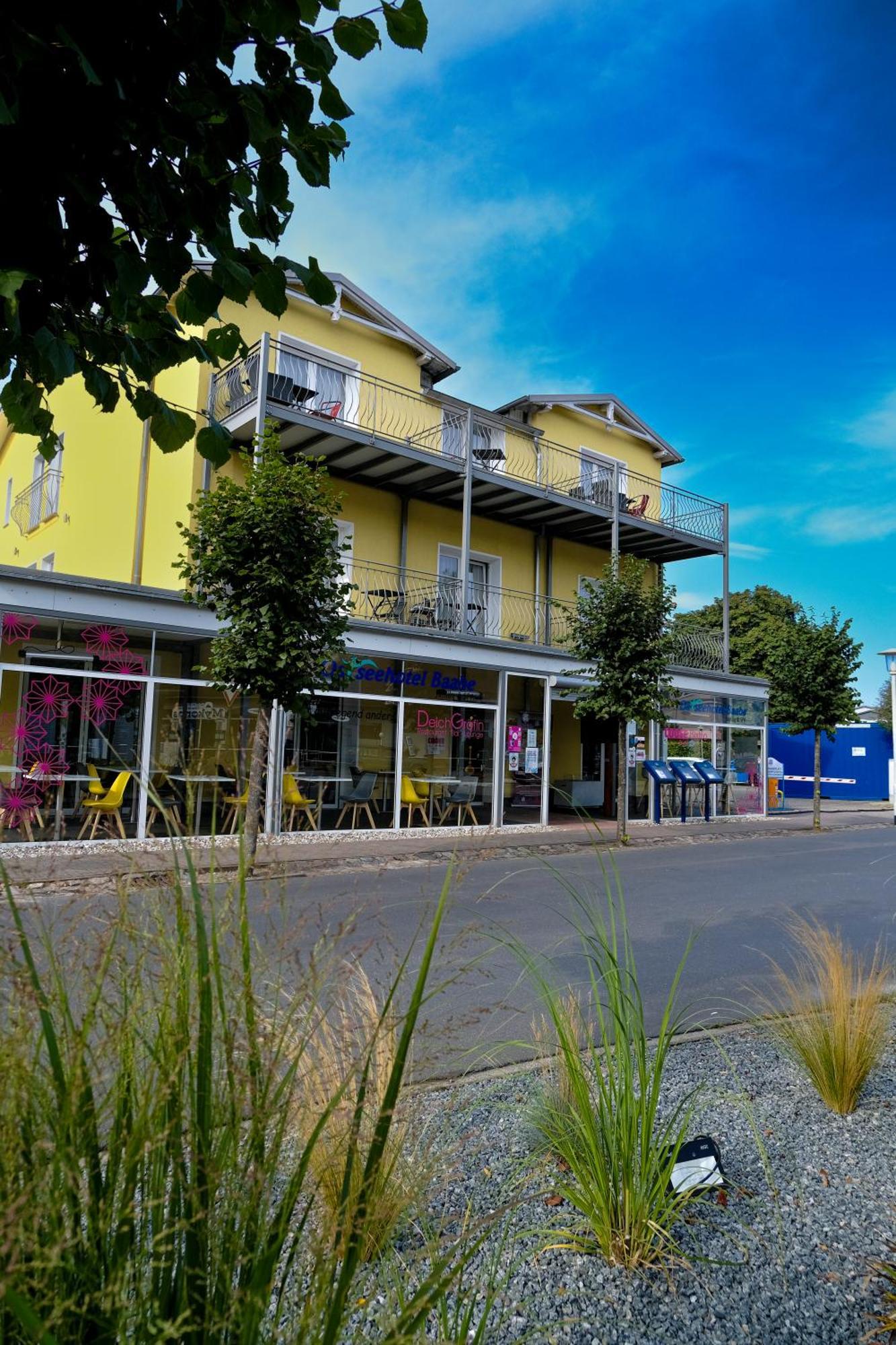 Ostseehotel Baabe Family & Spa Ngoại thất bức ảnh